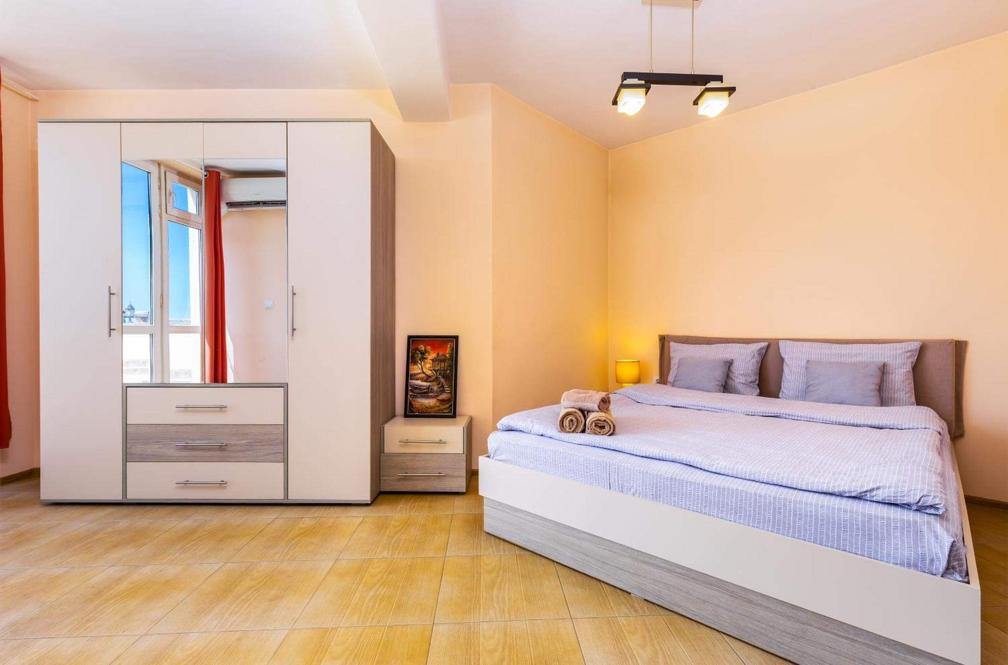Roof Top Terrace Maisonette プロヴディフ エクステリア 写真