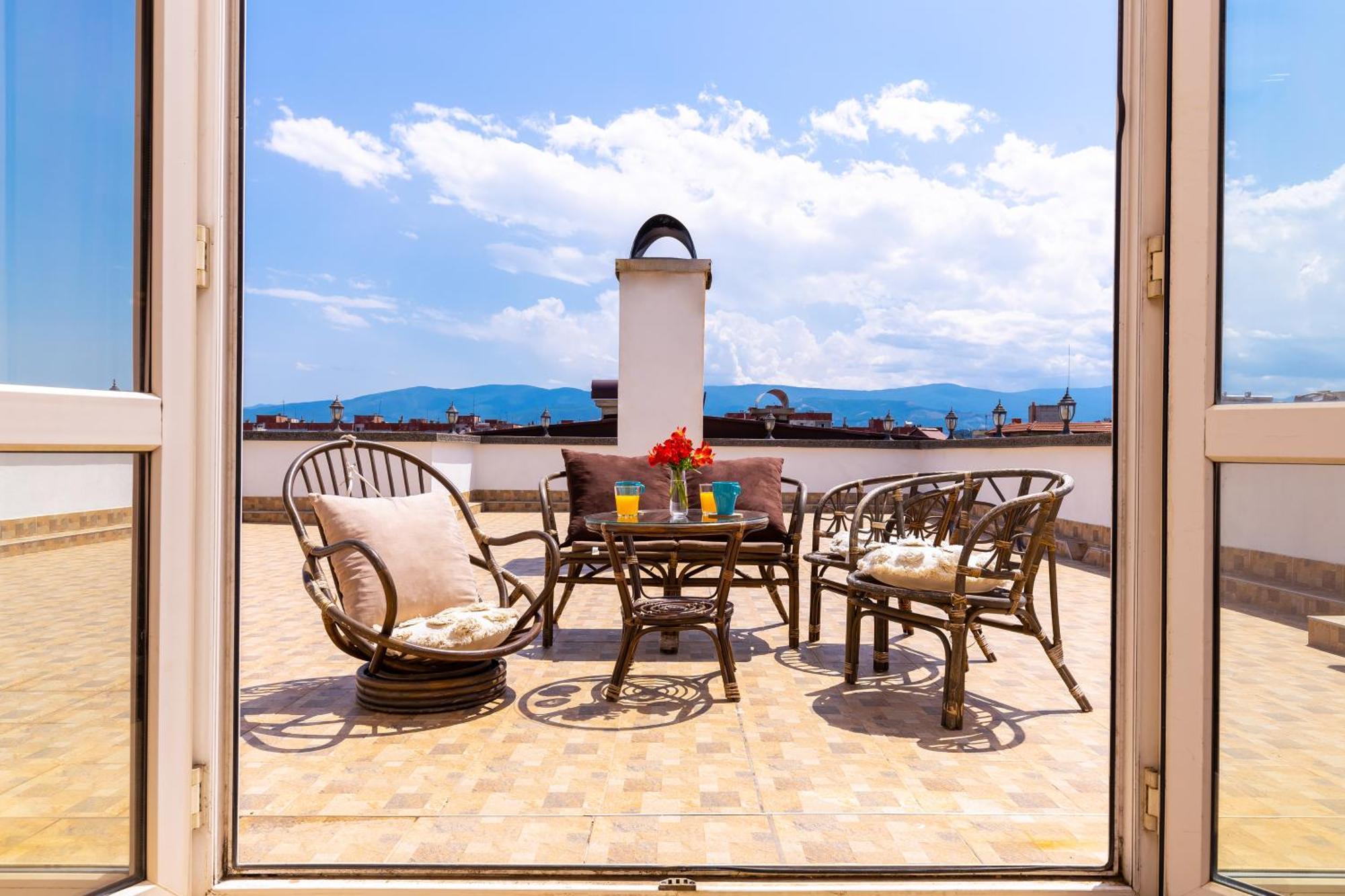Roof Top Terrace Maisonette プロヴディフ エクステリア 写真